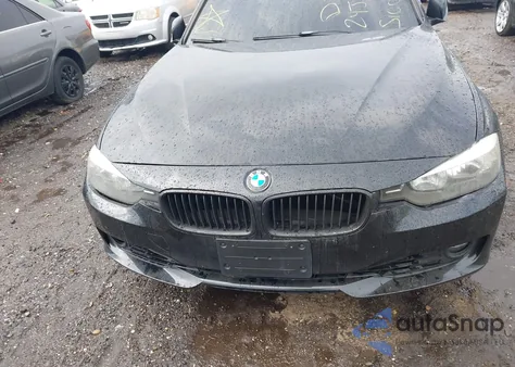 2012 BMW 328I из США, поврежденный, VIN WBA3A5C51CF342702
